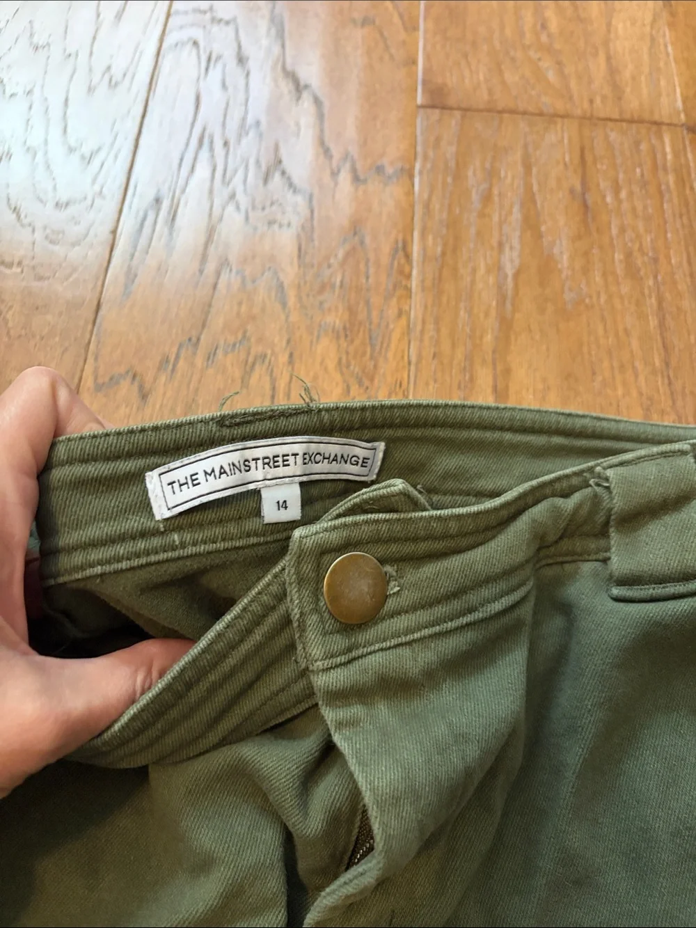 Main Street exchange Adrian stretch Women’s Olive Green Knee-Length denim Skirt